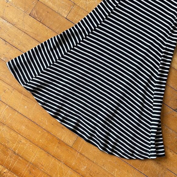 Brandy Melville Black White Spaghetti Strap Flare Mini Dress One size - Picture 5 of 8